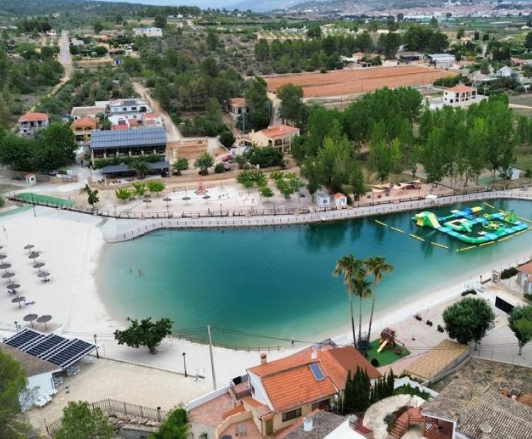 Lago Playamonte (Navarrés)